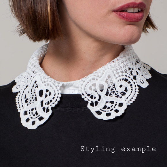 Lace faux collar - Picture 3 of 4